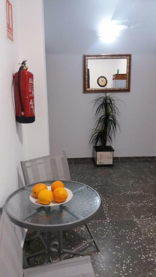 Pension Lucia Casinos Bagian luar foto